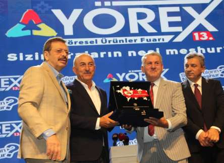 (Turkish) 13.Yörex Yöresel Ürünler Fuarı Anfaş Antalya Expo Center da  Avrupa Birliği Bakanı ve Başmüzakereci Sn. Mevlüt ÇAVUŞOĞLU, TOBB Başkanı Sn. M.Rifat HİSARCIKOĞLU, Antalya Valimiz Sn.Hulisi ŞAHİN, Antalya Büyükşehir Belediye Başkanı Sn.Muhittin BÖCEK, Türk Patent ve Marka Kurumu Başkanı Sn. Prof.Dr. Muhammed Zeki DURAK, Antalya Ticaret Borsası Başkanı Sn.Ali ÇANDIR eşliğinde AB de 24.Coğrafi İşaretli “Bursa Şeftalisi” ve AB de 26.Coğrafi İşaretli”Bursa Siyahı’nın” plaketini KÖY-KOOP Bursa Bölge Birliği Yönetim Kurulu Başkanı Sn.Osman ÖZKAN Birliğimiz adına almıştır.